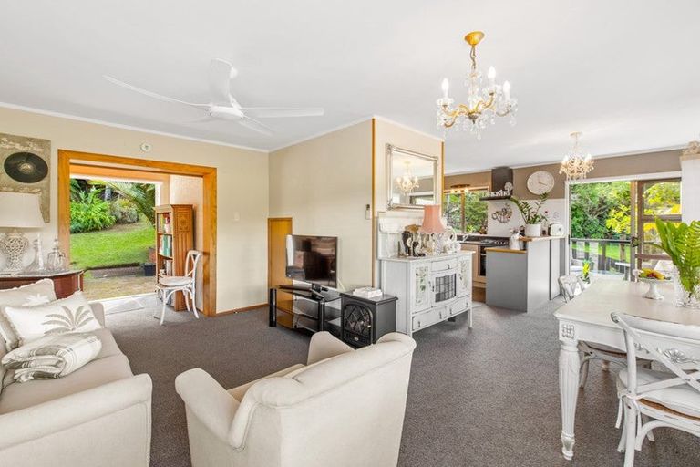 Photo of property in 15 Huia Dam Road, Huia, Auckland, 0604