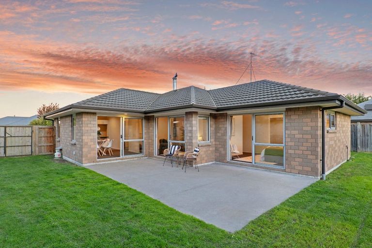 Photo of property in 24 Wellington Street, Ashley, Rangiora, 7477