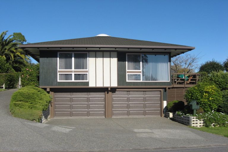 Photo of property in 1 Waikonini Place, Havelock North, 4130