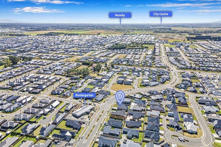 Photo of property in 132 Shillingford Boulevard, Rolleston, 7615