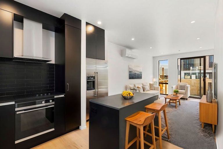 Photo of property in 12 Kamahi Place, Paraparaumu, 5032