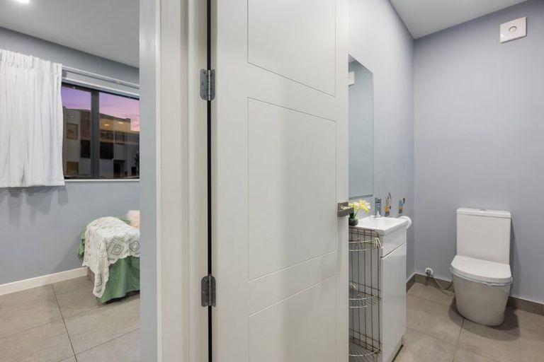 Photo of property in 2 Ketu Court, Albany Heights, Auckland, 0632