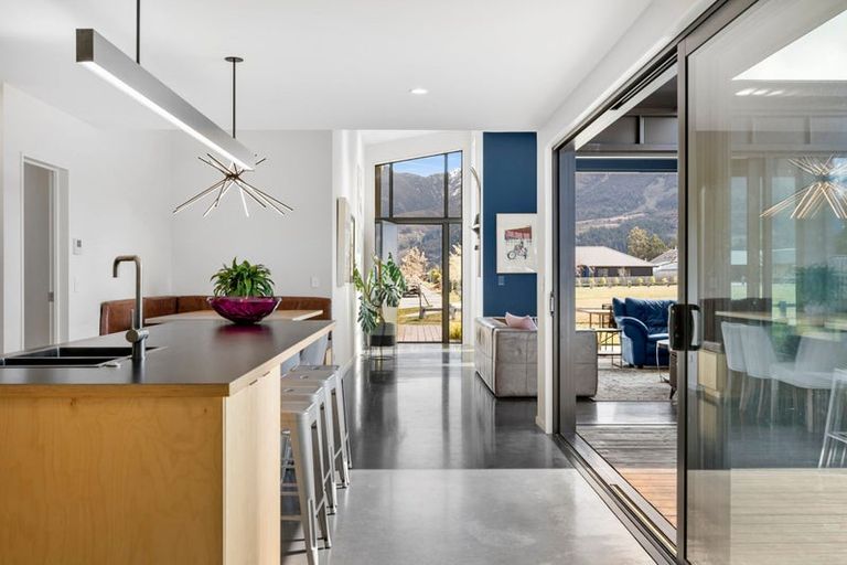 Photo of property in 17 Dingle Street, Lake Hawea, Wanaka, 9382