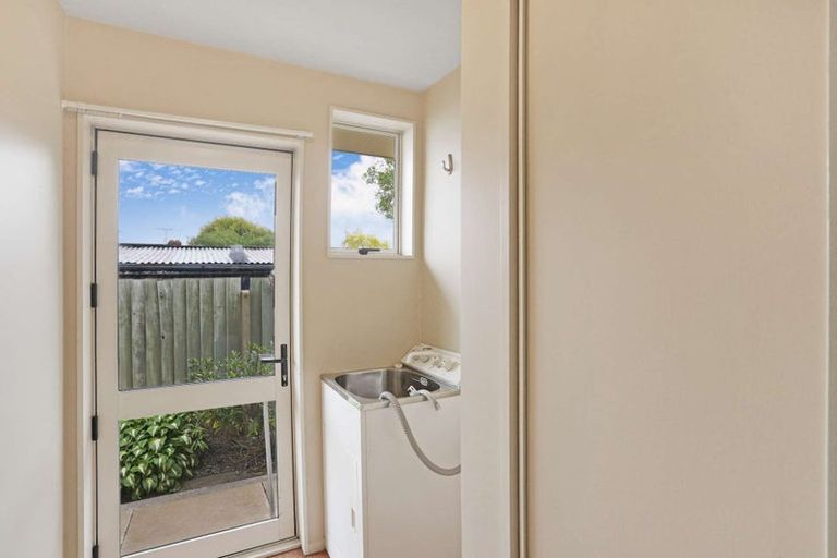 Photo of property in 2/8 Thistledown Place, Woolston, Christchurch, 8062