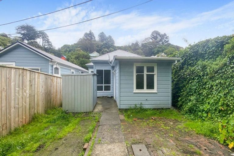 Photo of property in 174 Aro Street, Aro Valley, Wellington, 6021