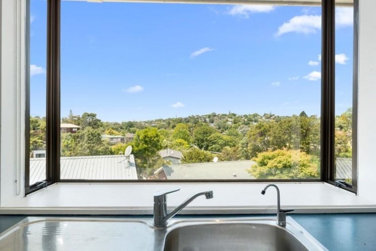 Photo of property in 2/15 Flavia Close, Torbay, Auckland, 0630