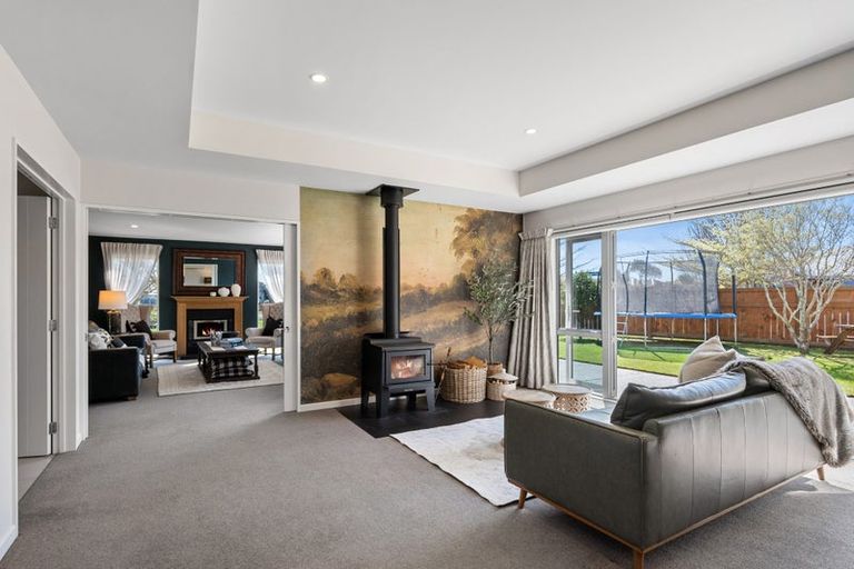 Photo of property in 5 Carradale Avenue, Broomfield, Christchurch, 8042