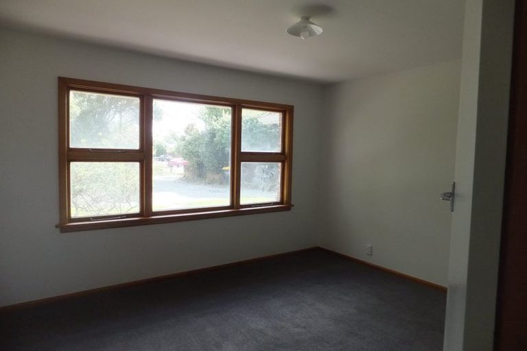 Photo of property in 4 Aileen Place, Upper Riccarton, Christchurch, 8041