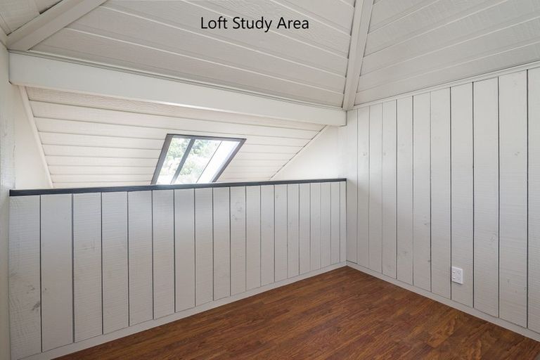 Photo of property in 34 Campion Road, Waikanae Beach, Waikanae, 5036