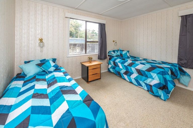 Photo of property in 9 Swiss Avenue, Gonville, Whanganui, 4501