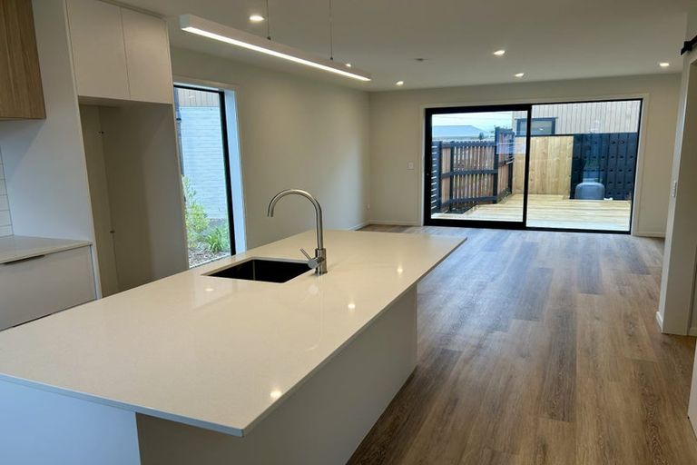 Photo of property in 3/24 Vincent Street, Waterloo, Lower Hutt, 5011