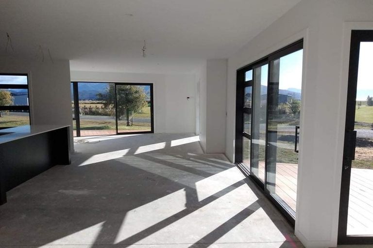 Photo of property in 35 Paton Place, Te Anau, 9600