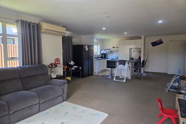 Photo of property in 17a Thistledown Place, Woolston, Christchurch, 8062