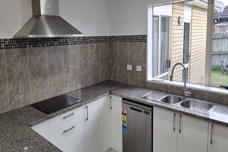Photo of property in 37 Innisowen Place, Flat Bush, Auckland, 2019