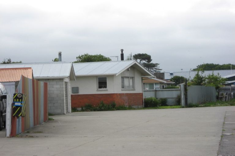 Photo of property in 121 Tilford Street, Woolston, Christchurch, 8062