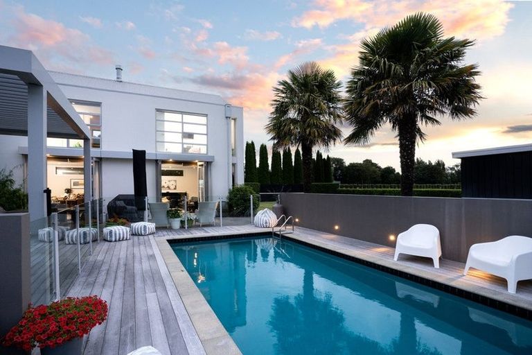 Photo of property in 4 Leabridge Mews, Harewood, Christchurch, 8051