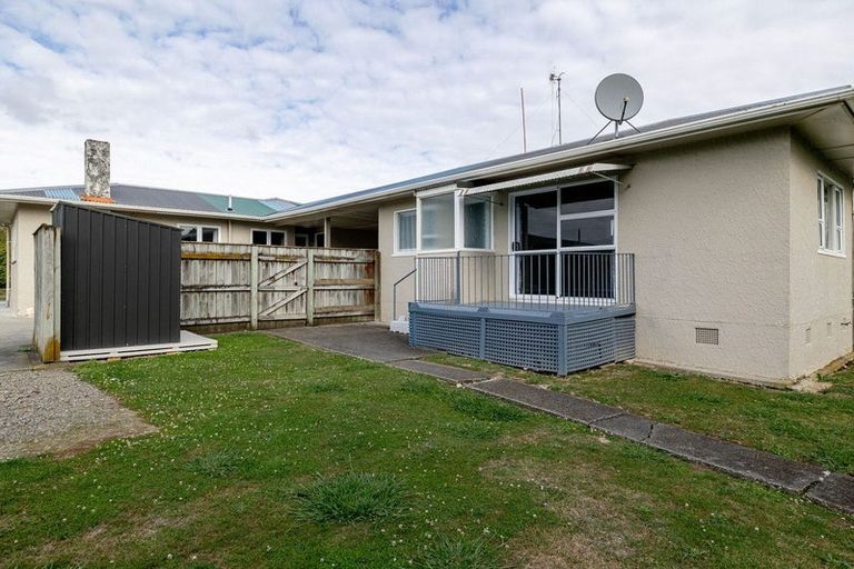 Photo of property in 21-21a Nottingham Avenue, Awapuni, Palmerston North, 4412