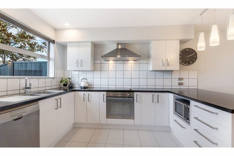 Photo of property in 46 Caulfield Avenue, Halswell, Christchurch, 8025