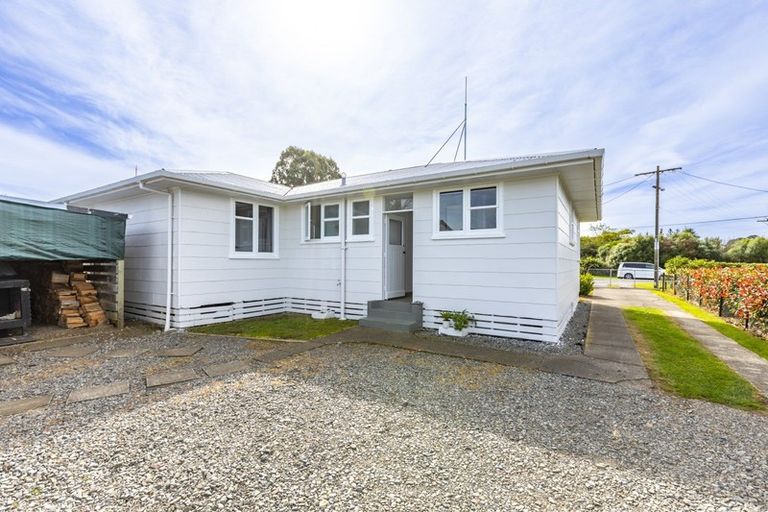 Photo of property in 65 Owen Street, Tikokino, Waipawa, 4273