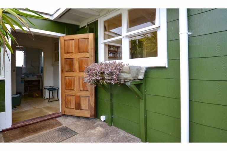Photo of property in 120 Kerikeri Road, Kerikeri, 0230