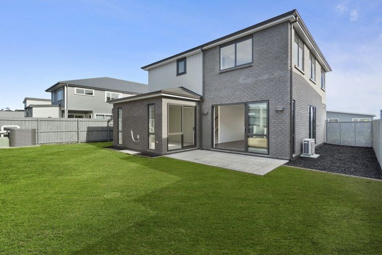 Photo of property in 14 Whenuapai Drive, Whenuapai, Auckland, 0618