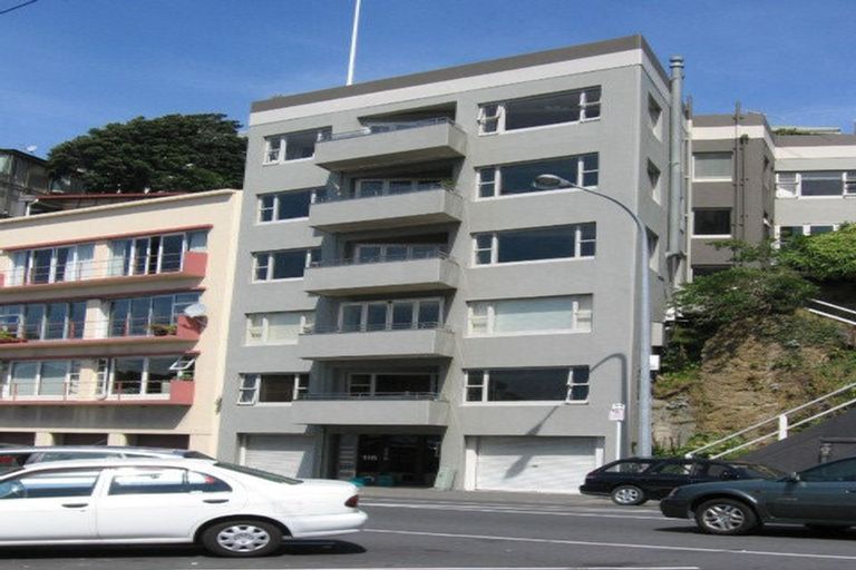 Photo of property in Rockhaven Saville, 116 Oriental Parade, Oriental Bay, Wellington, 6011
