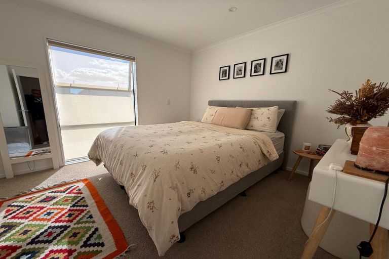 Photo of property in 8 Kitea Place, Mangere, Auckland, 2022