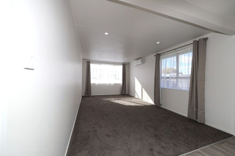 Photo of property in 12b Walton Place, Flaxmere, Hastings, 4120