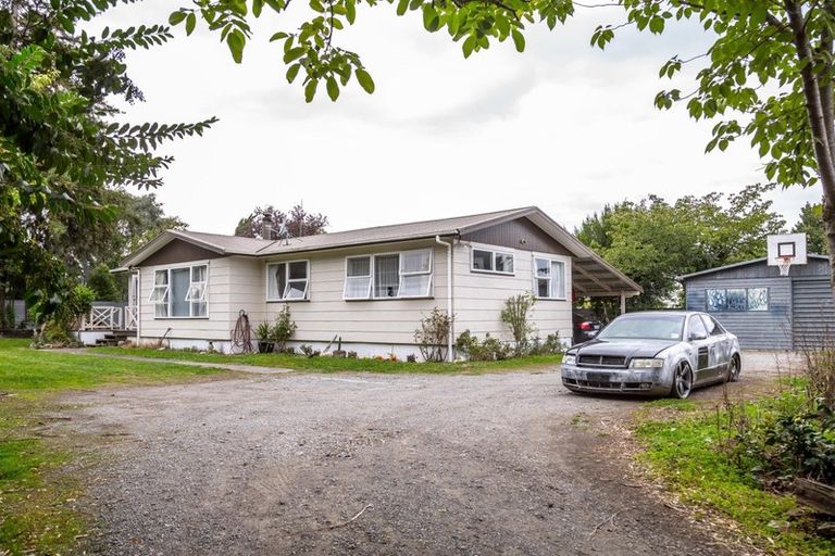 Photo of property in 16a Clifton Avenue, Carterton, 5713