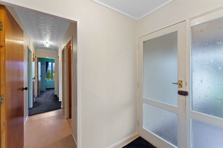 Photo of property in 101 Forest Lakes Road, Otaki, 5583