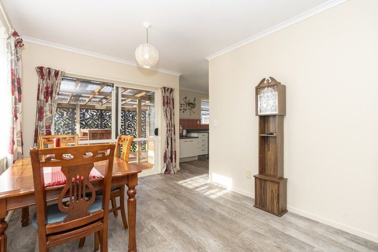 Photo of property in 29 Lloyd Drive, Nawton, Hamilton, 3200