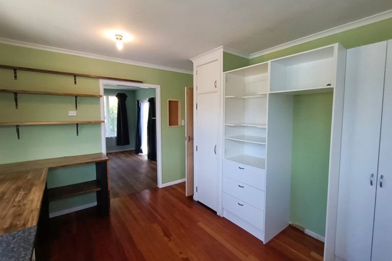 Photo of property in 16 Logie Street, Stokes Valley, Lower Hutt, 5019