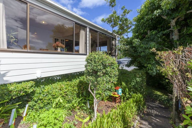 Photo of property in 19 Dale Road, Raumati South, Paraparaumu, 5032