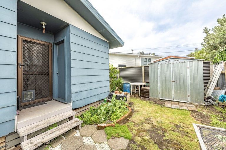 Photo of property in 14a Carson Street, Castlecliff, Whanganui, 4501