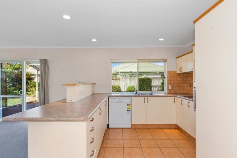Photo of property in 21 Fahey Avenue, Mount Maunganui, 3116