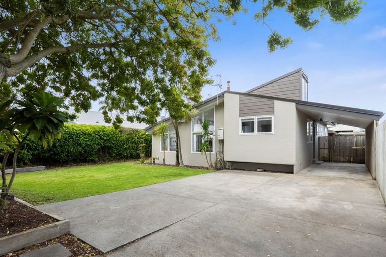 Photo of property in 77a Dickson Road, Papamoa Beach, Papamoa, 3118