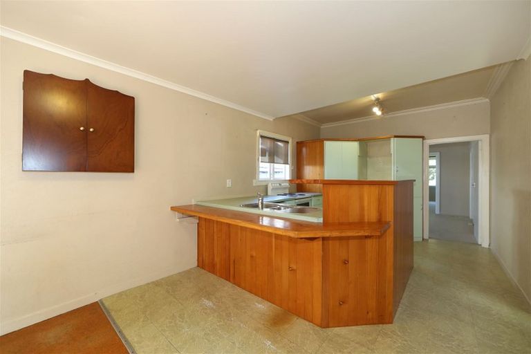 Photo of property in 214 Mayfair Avenue, Mayfair, Hastings, 4122