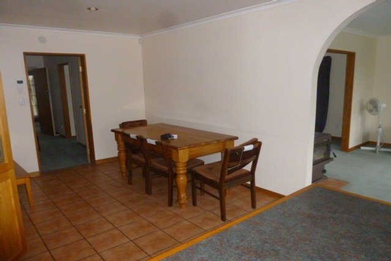 Photo of property in 200 Avonhead Road, Avonhead, Christchurch, 8042