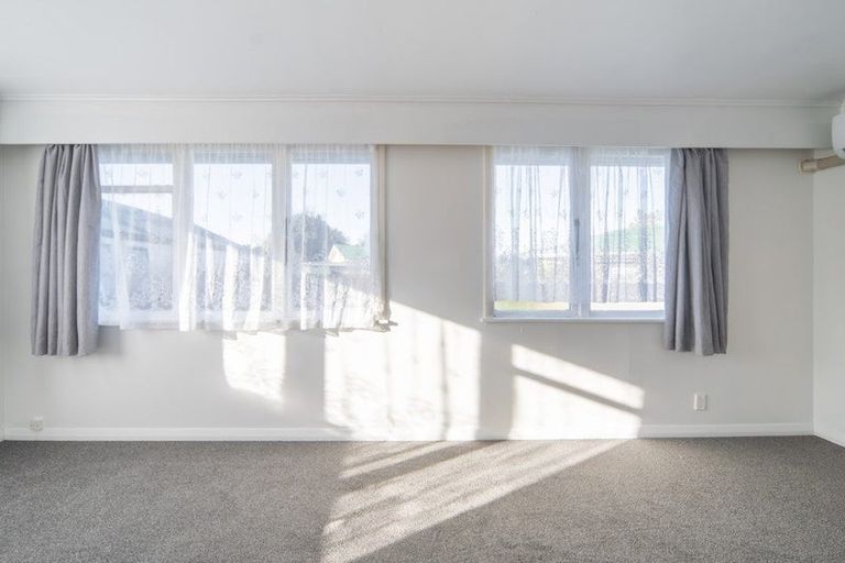 Photo of property in 7a Butler Place, Fairfield, Hamilton, 3214