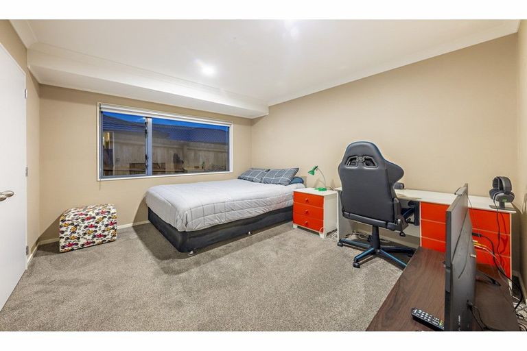Photo of property in 13 Dunaff Place, Flat Bush, Auckland, 2019