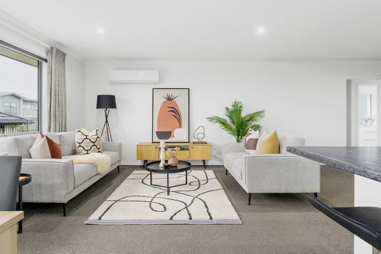 Photo of property in 14 Faber Place, Rototuna North, Hamilton, 3210