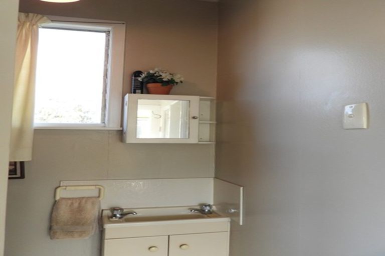 Photo of property in 60 Perth Street, South Hill, Oamaru, 9400