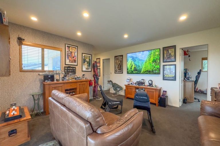 Photo of property in 101 Leighton Road, Whangamata, 3620