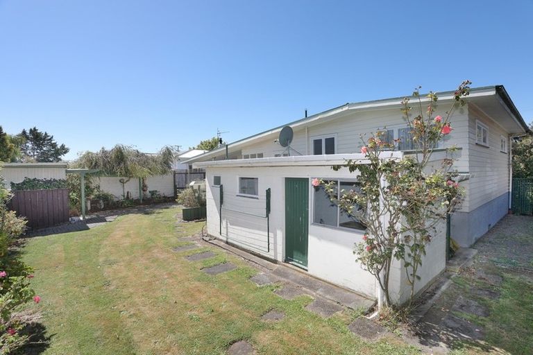 Photo of property in 96 Alexandra Street, Marton, 4710