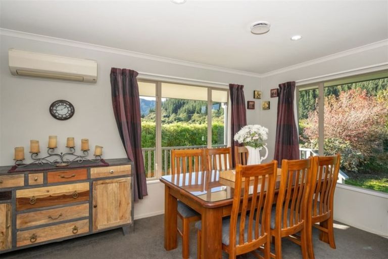Photo of property in 37 Wakefield Street, Tuamarina, Blenheim, 7273