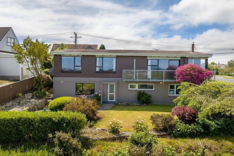 Photo of property in 1 Warwick Street, Balaclava, Dunedin, 9011