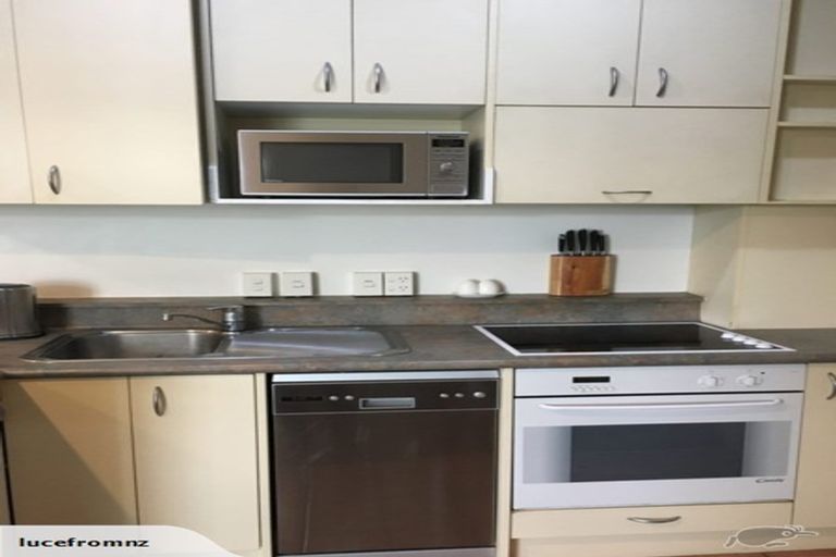 Photo of property in Terrace Garden Apartments, 13d/120 The Terrace, Wellington Central, Wellington, 6011