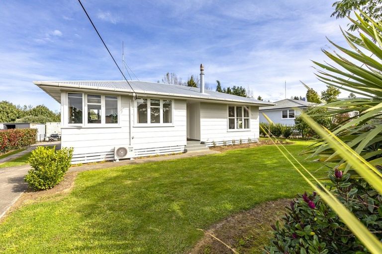 Photo of property in 65 Owen Street, Tikokino, Waipawa, 4273