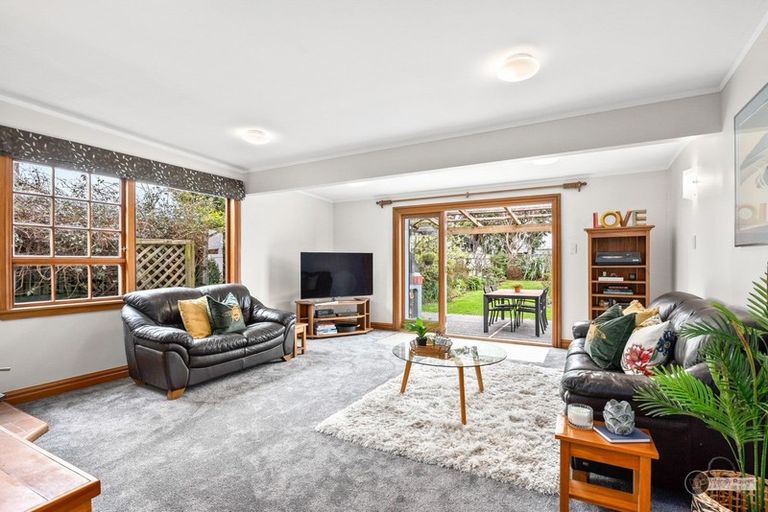 Photo of property in 11 Manchester Street, Petone, Lower Hutt, 5012