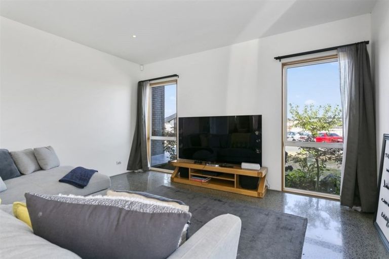 Photo of property in 11 Henry Bell Close, Leamington, Cambridge, 3432